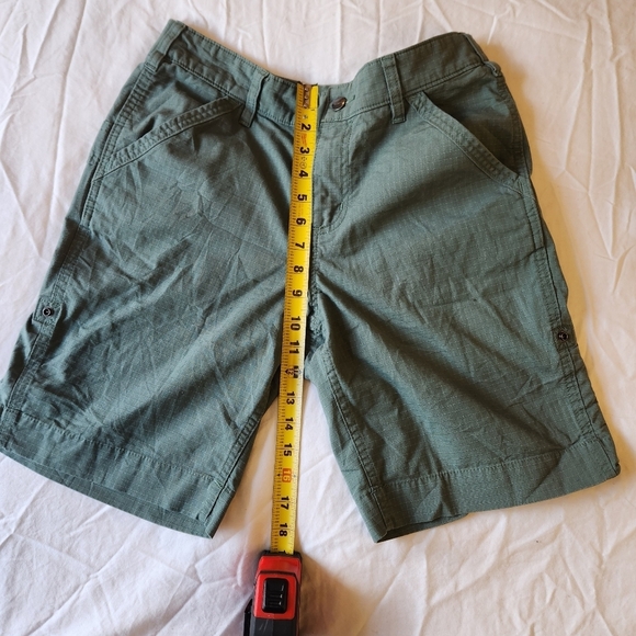 Women's Carhartt Shorts Size 8 - Picture 5 of 6